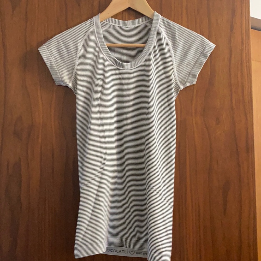 Lululemon shirt